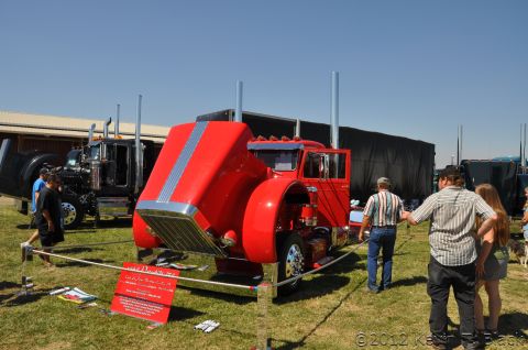 1959 Kenworth W900A “CC925”