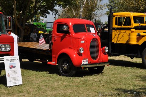 1959 Kenworth W900A “CC925”