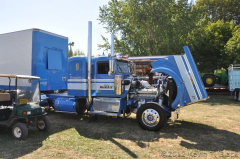 1959 Kenworth W900A “CC925”
