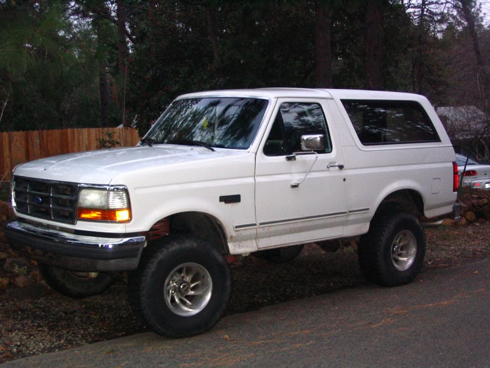 1995 Ford Bronco “Thrasher”