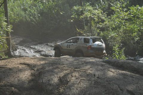 1999 Isuzu Vehicross “ECORS”
