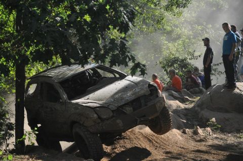 1999 Isuzu Vehicross “ECORS”