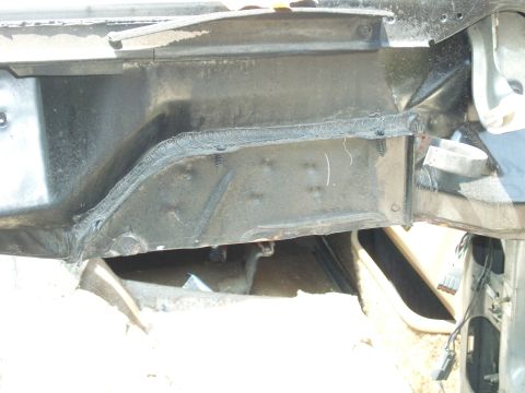 1988 Ford Bronco - for whatever the reason was. On the 88 style firewall, they placed a reinforcement on the outside of the firewall i guess to just stiffen i…