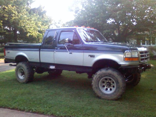1993 Ford F-150 “xlt”