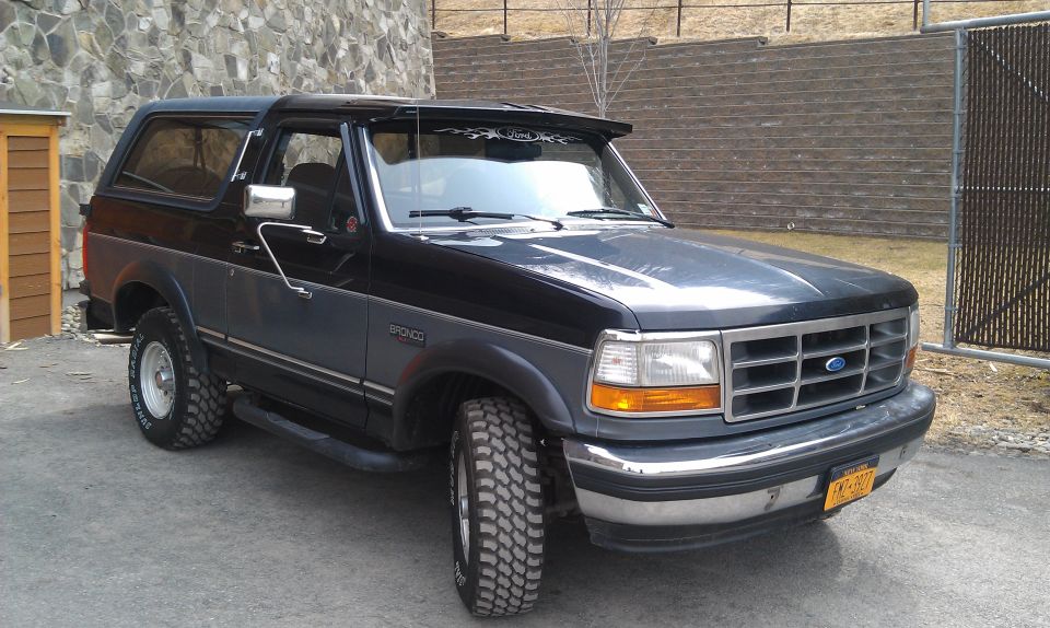 1993 Ford Bronco “Tank”
