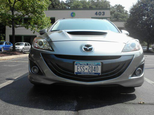 2010 Mazda 3 front view with New York license plate ESS-2040