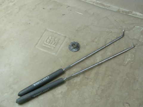 1997 Chevrolet Silverado 3500 - I might have spent 5 minutes removing this clip, including finding the tools.