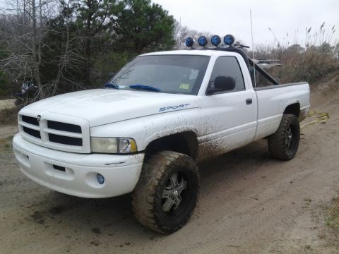 2001 Dodge 1500 photo