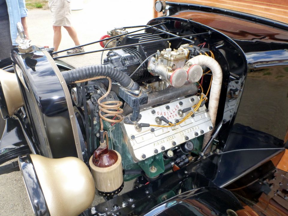 Engine bay of a vehicle, close-up view