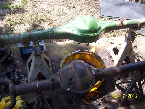 1990 Ford Bronco - Axles going in. D44 from a 76 F150 with 4.56 gears and a trac lock. 9 inch from a 78 Bronco with 4.56 gears and a Lock right.