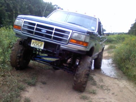 1993 Ford F-150 - First time offroad since the sas, actually first time this truck was ever off road it was clear that none of the previous owners wheeled it