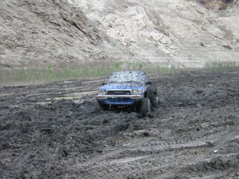 1985 Ford Bronco - toyota suck in my ruts