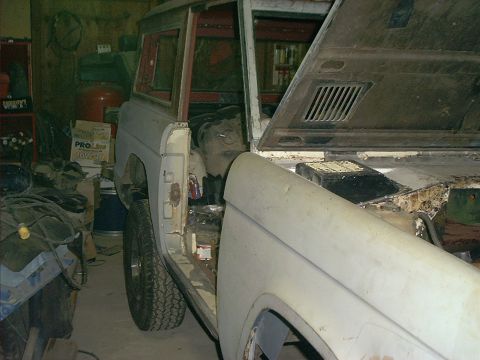 1966 Ford Bronco - pass. side view Nov. 15
