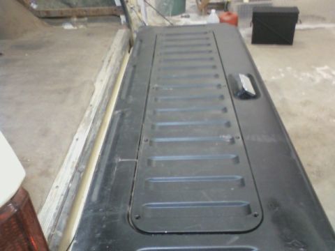 1986 Ford Bronco - The tailgate would be getting some abuse, so I used some bedliner on it.