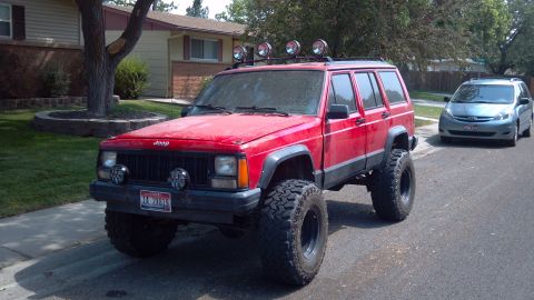 1995 Jeep Cherokee photo