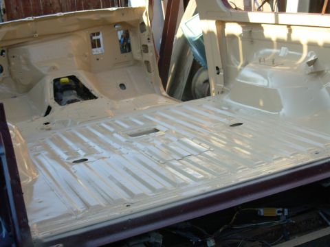 1983 Ford Bronco - More Rustoleum Sand 7771 arrived on a clear day, so I finished spraying the tan.