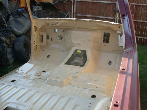 1983 Ford Bronco - More Rustoleum Sand 7771 arrived on a clear day, so I finished spraying the Rustoleum tan.