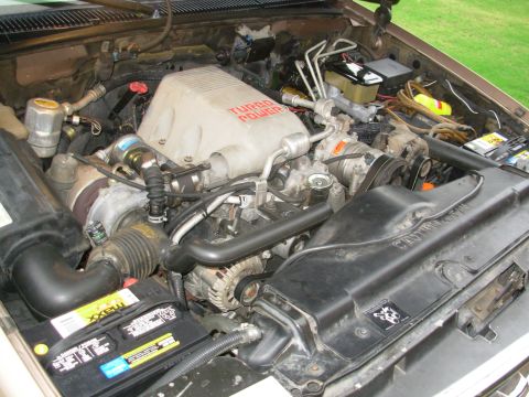 1997 Chevrolet Silverado 3500 - I wish I had enough room for 2 alternators on the I6 engine in my Bronco... [url=http://www.supermotors.net/registry/22771/80319-4] http://…