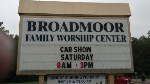 2007 Ford Mustang - Photo of a church marquee sign announcing a car show, not a technical document.