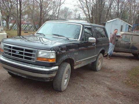 1993 Ford Bronco - pics after i pulled out that jeep and another jimmy