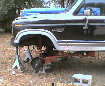 1984 Ford Bronco - axle shafts in, spindle on