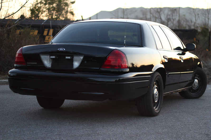 Black 2004 Ford Crown Victoria rear view