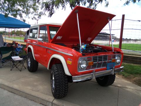 1989 Ford Bronco - This 1978 Ford Bronco is displayed with its hood open, revealing the engine compartment.