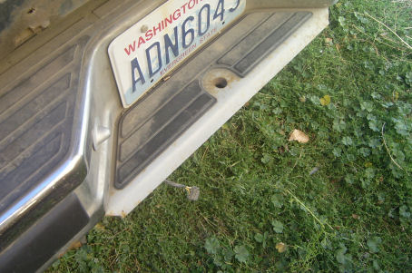 1989 Ford Bronco - Rear step bumper (pic 2 of 3)