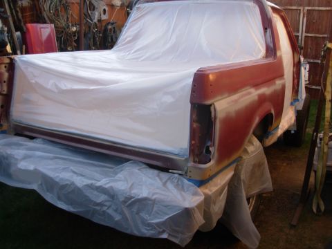 1983 Ford Bronco - I rained for the past few days, but after it warmed up, I started prepping for the black paint