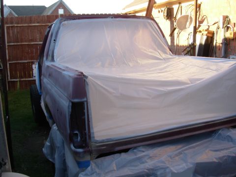 1983 Ford Bronco - I rained for the past few days, but after it warmed up, I started prepping for the black paint