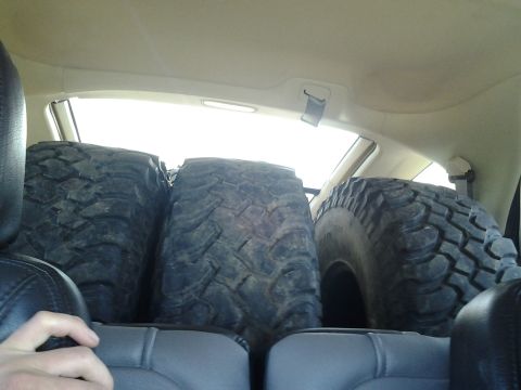 1978 Ford Bronco - Got the tires for 300 bucks, 35x12.50R15 Bf Goodrich MTs. Also, got a tailgate shell for 150. Craigslist rocks!