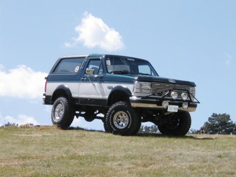 1994 Ford Bronco - The Green Macheen