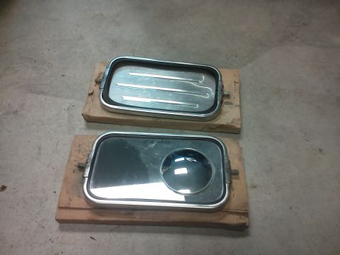 1979 Ford F-150 - A pair of truck side mirrors, one a smaller convex mirror, are displayed on wooden blocks.