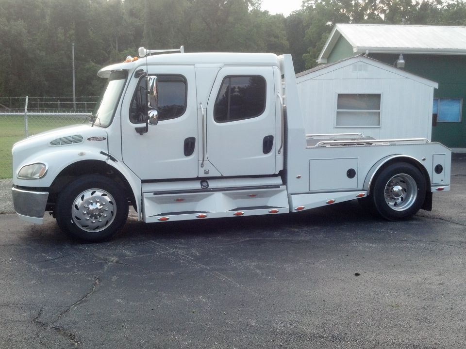 2004 Freightliner Classic