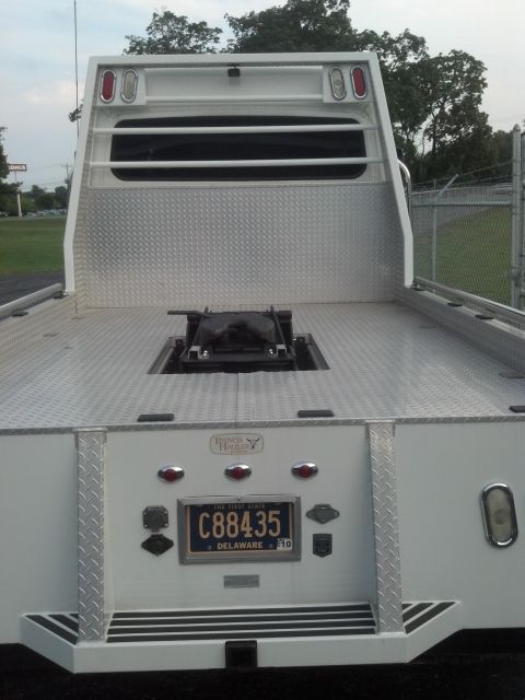 2004 Freightliner Classic photo