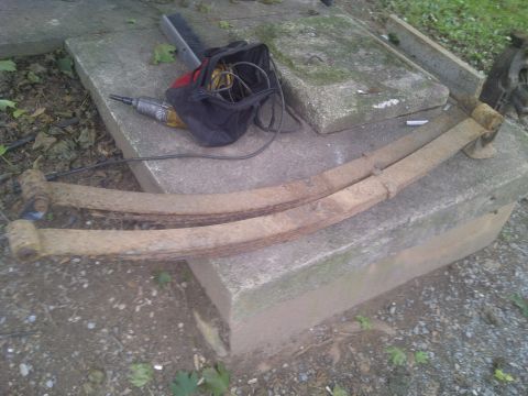 1995 Ford Bronco - Stock '95 Bronco rear leaf springs