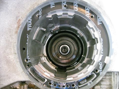 1994 Ford Bronco - Another shot. The direct clutch (3rd gear) is visible.