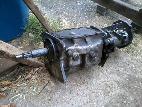 1981 Ford Bronco - The SROD is out. A very small and light weight transmission. I used the transmission jack I bought, but could have easily pulled it out mys…