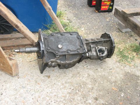 1981 Ford Bronco - Another shot of the SROD. I couldn't figure out how to remove the tail shaft. Since the shifter is in the tailshaft, I'm assuming I have to…