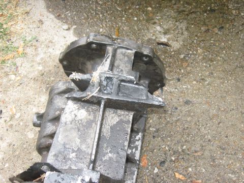 1981 Ford Bronco - The broken transmission mounts.