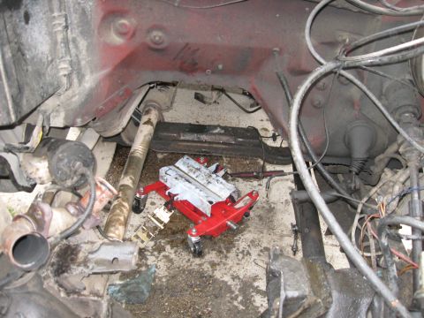 1981 Ford Bronco - Just finished taking the engine out.