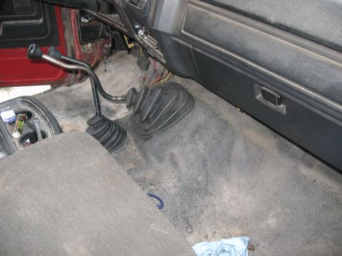 1981 Ford Bronco - I trimmed the back end of the truck mat and the front of the Bronco mat so that they'd meet right in front of the seats. It went in really…