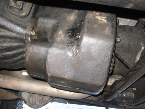 1981 Ford Bronco - Tailshaft housing is now bolted on to the transmission, transmission and bellhousing are now bolted to the engine, the cross member is back…