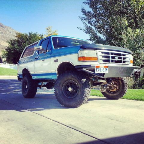 1994 Ford Bronco photo