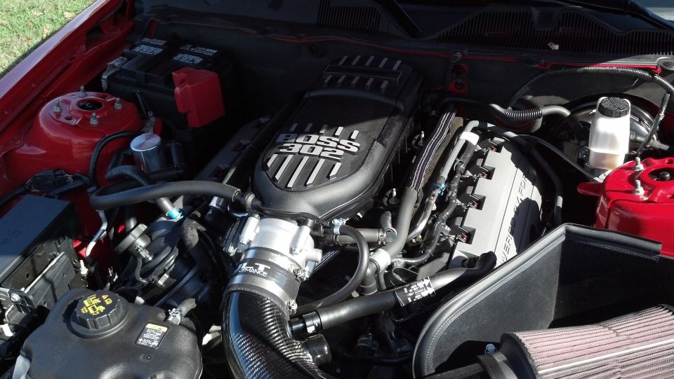 Ford Mustang Boss 302 engine with custom intake and valve covers