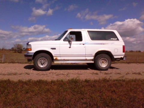 1994 Ford Bronco photo