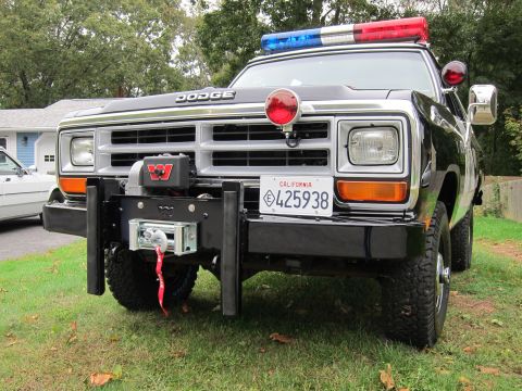 1987 Dodge 1500 - This 1987 Dodge pickup truck is equipped with emergency lights and a front-mounted winch.