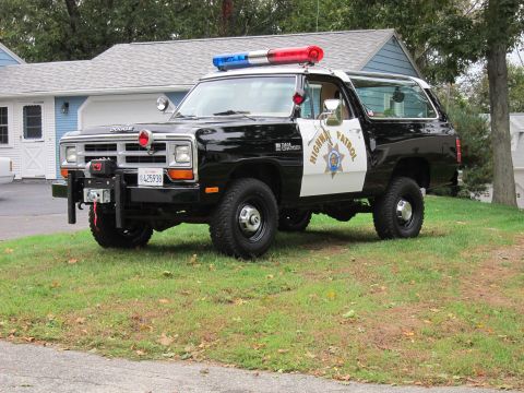 1987 Dodge 1500 - This 1987 Dodge Ramcharger is equipped as a Highway Patrol vehicle with a light bar and siren.