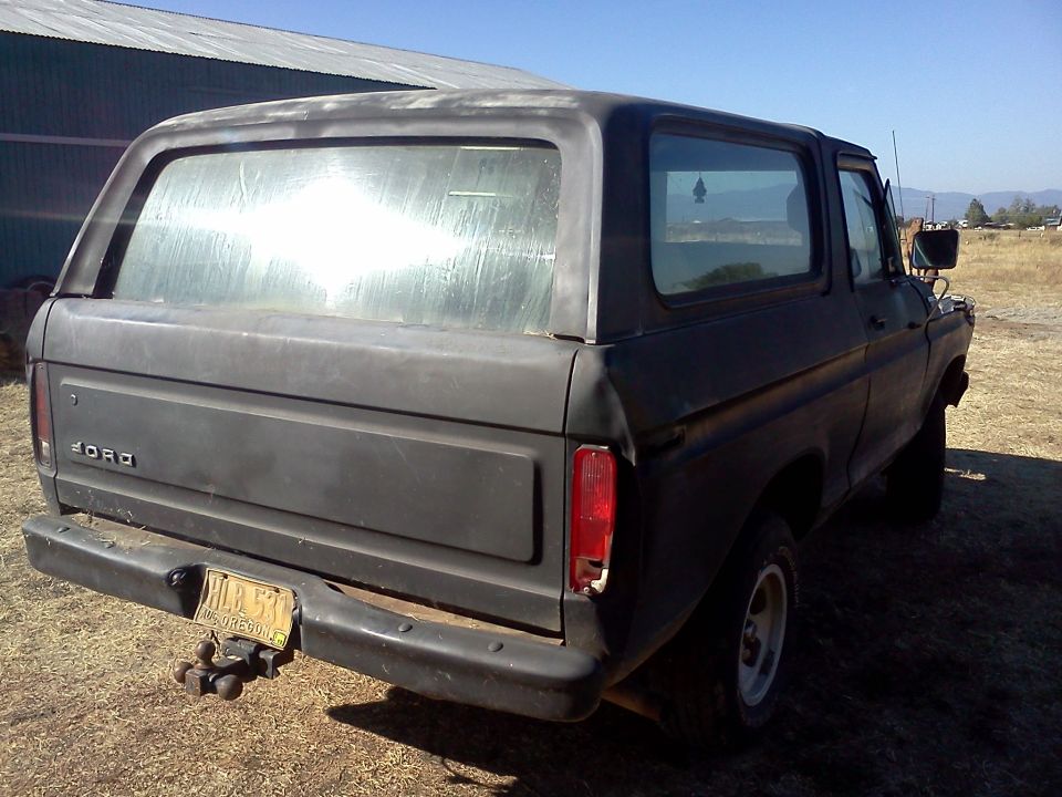 1978 Ford Bronco rear view, matte black paint, Oregon license plate HLB 537