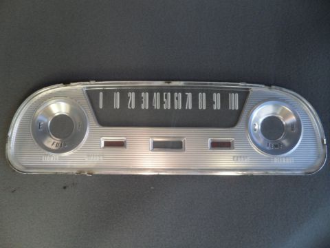 1994 Jeep Cherokee - This dashboard instrument cluster features a speedometer, fuel gauge, temperature gauge, and indicator lights, likely from an older vehicle.